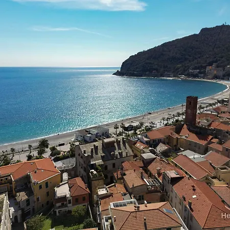 Bay & Hills - Mare 8 Min - Parcheggio Gratis Noli
